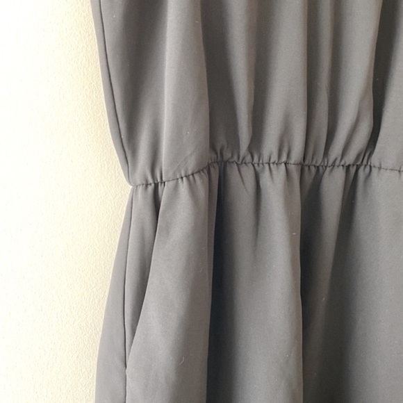 BCBGeneration Tie Strap Lace Trim Romper in Black - Picture 6 of 10